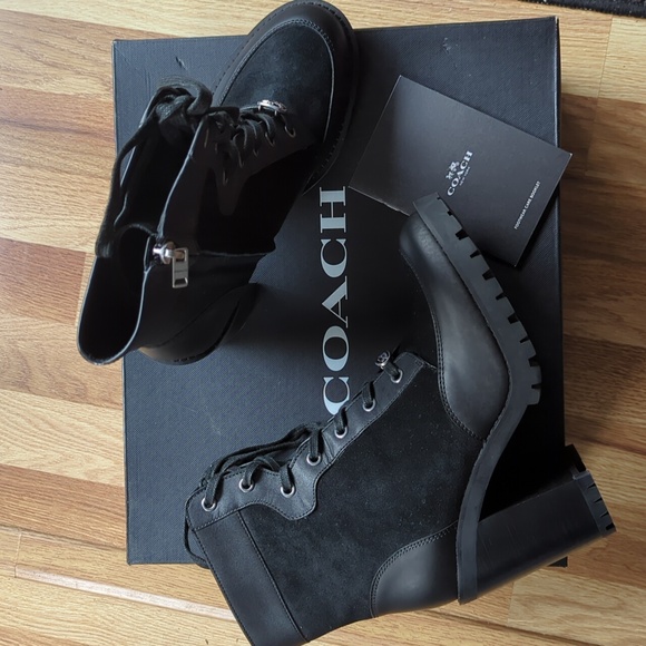 Coach boots - Picture 1 of 9